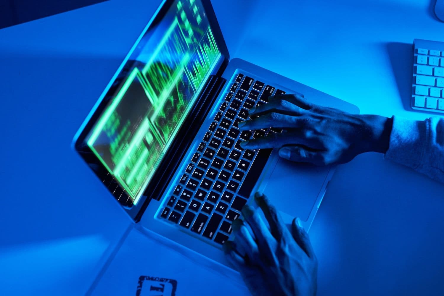 desktop-upbit-freezes-all-transactions-after-dollar385m-unauthorized-solana-withdrawal