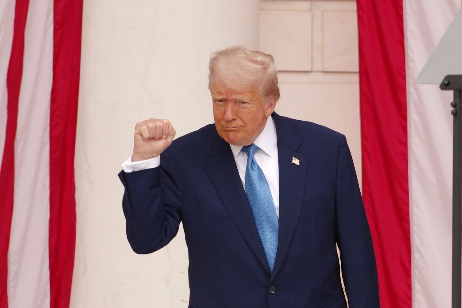 desktop-trumps-crypto-empire-tops-dollar1-billion-in-realized-profits-raising-questions-over-personal-stakes-in-a-booming-industry