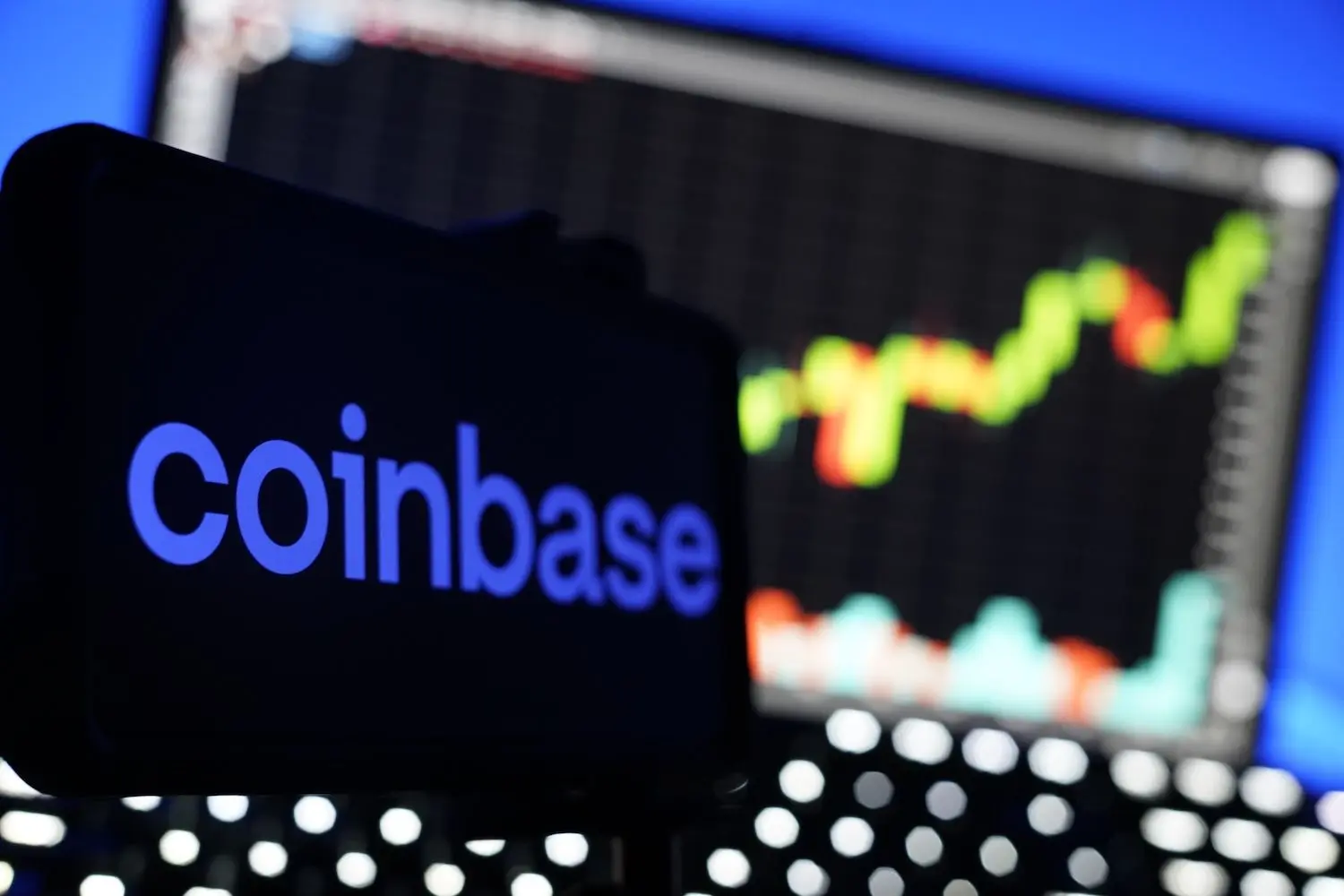 desktop-coinbase-posts-dollar667m-quarterly-loss-rattles-wall-street