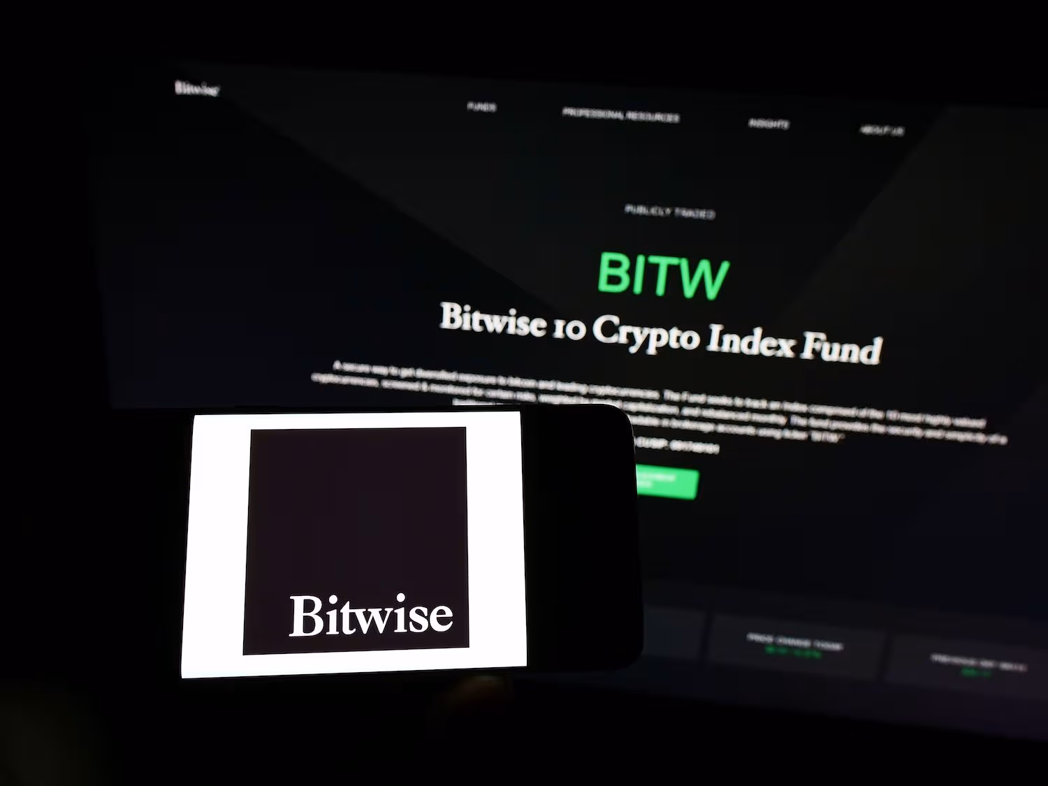 desktop-bitwise-hyperliquid-etf-fee-update