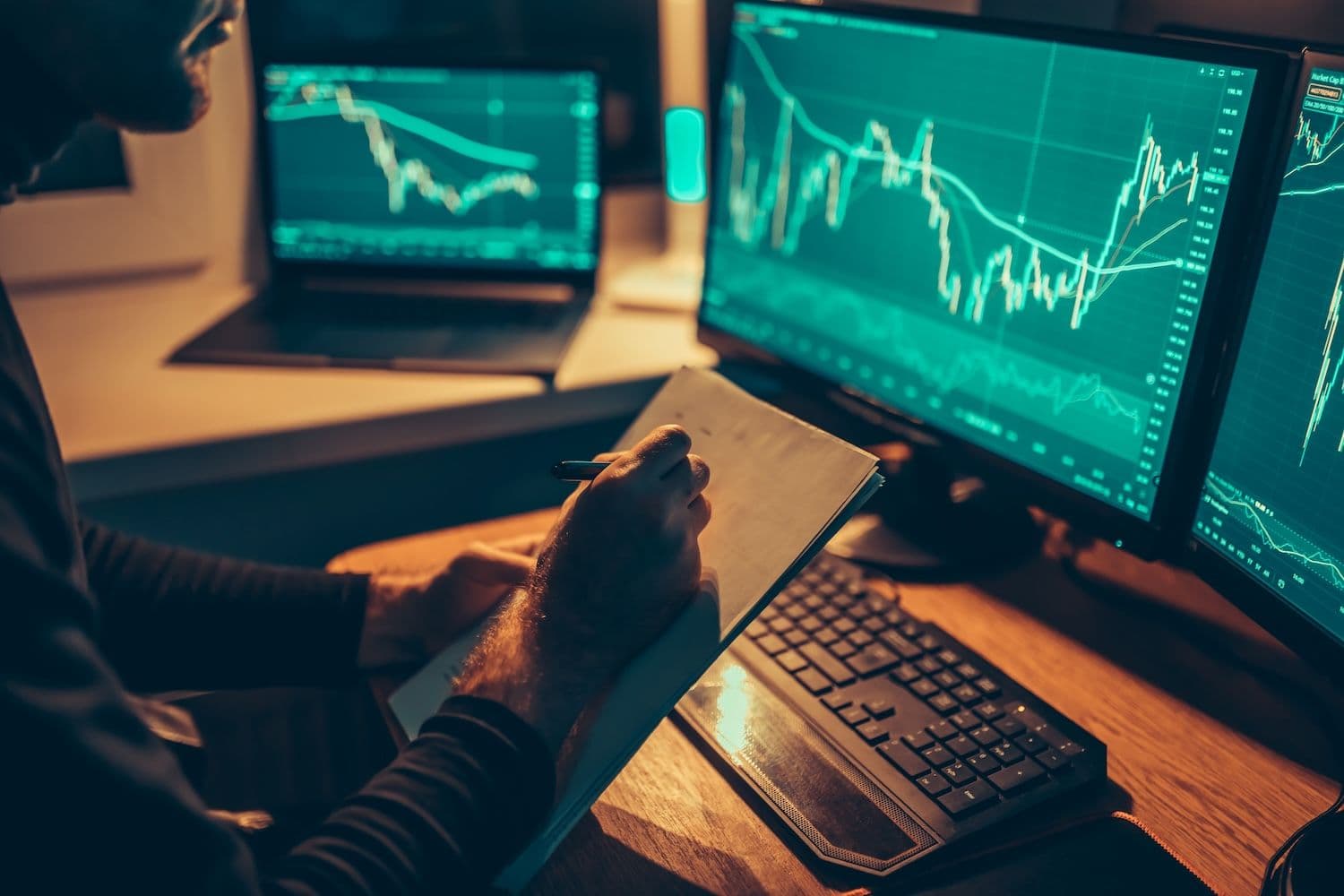 desktop-skyai-27-percent-gain-ai-token-momentum