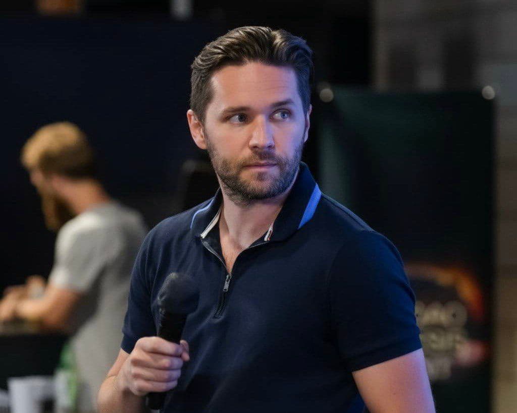 desktop-exclusive-defis-next-phase-may-belong-to-banks-and-ai-not-retail-says-phoenix-labs-ceo