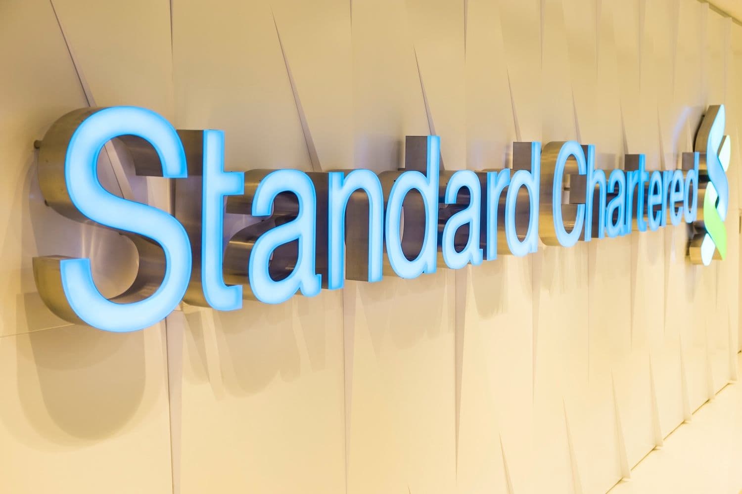 desktop-bitcoin-will-never-fall-below-dollar100k-again-says-standard-chartereds-geoff-kendrick-as-inflows-surge