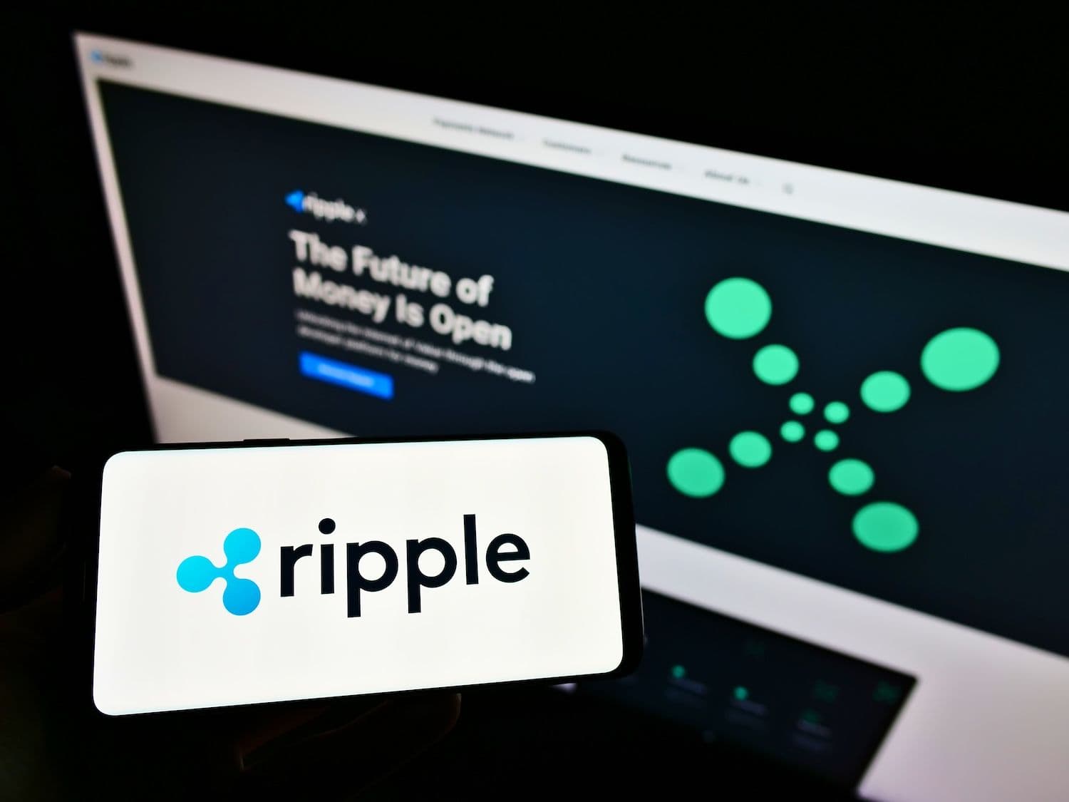 desktop-ripples-rlusd-stablecoin-hits-dollar1-billion-as-company-enters-institutional-brokerage