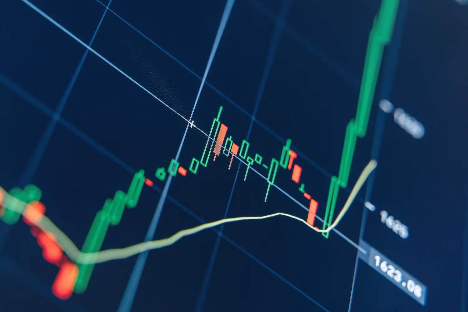 desktop-centrifuge-cfg-token-real-world-asset-momentum