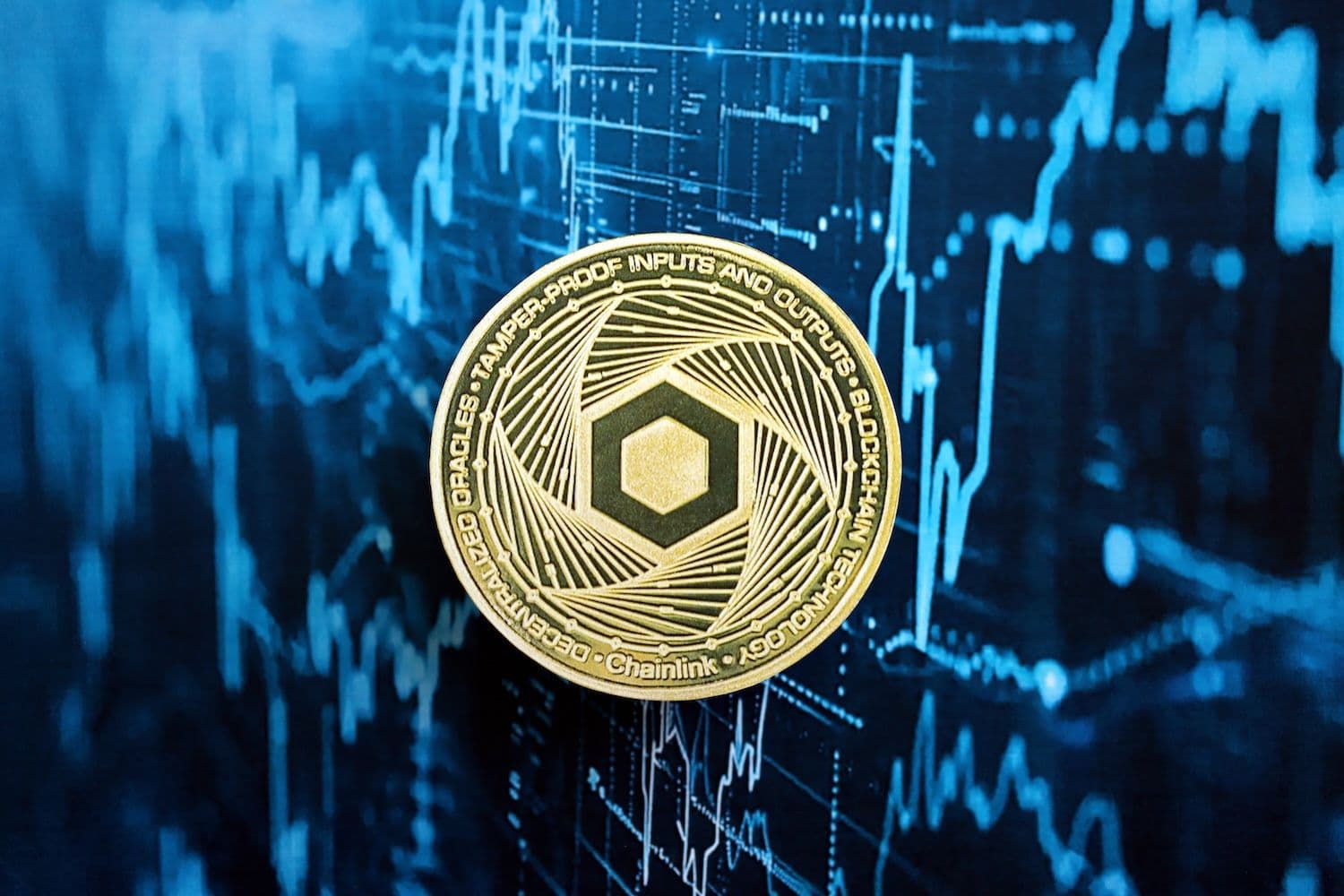 A LINK rally above $10.60 follows Chainlink developments at the White House and Nethermind’s network move (Image: Shutterstock)