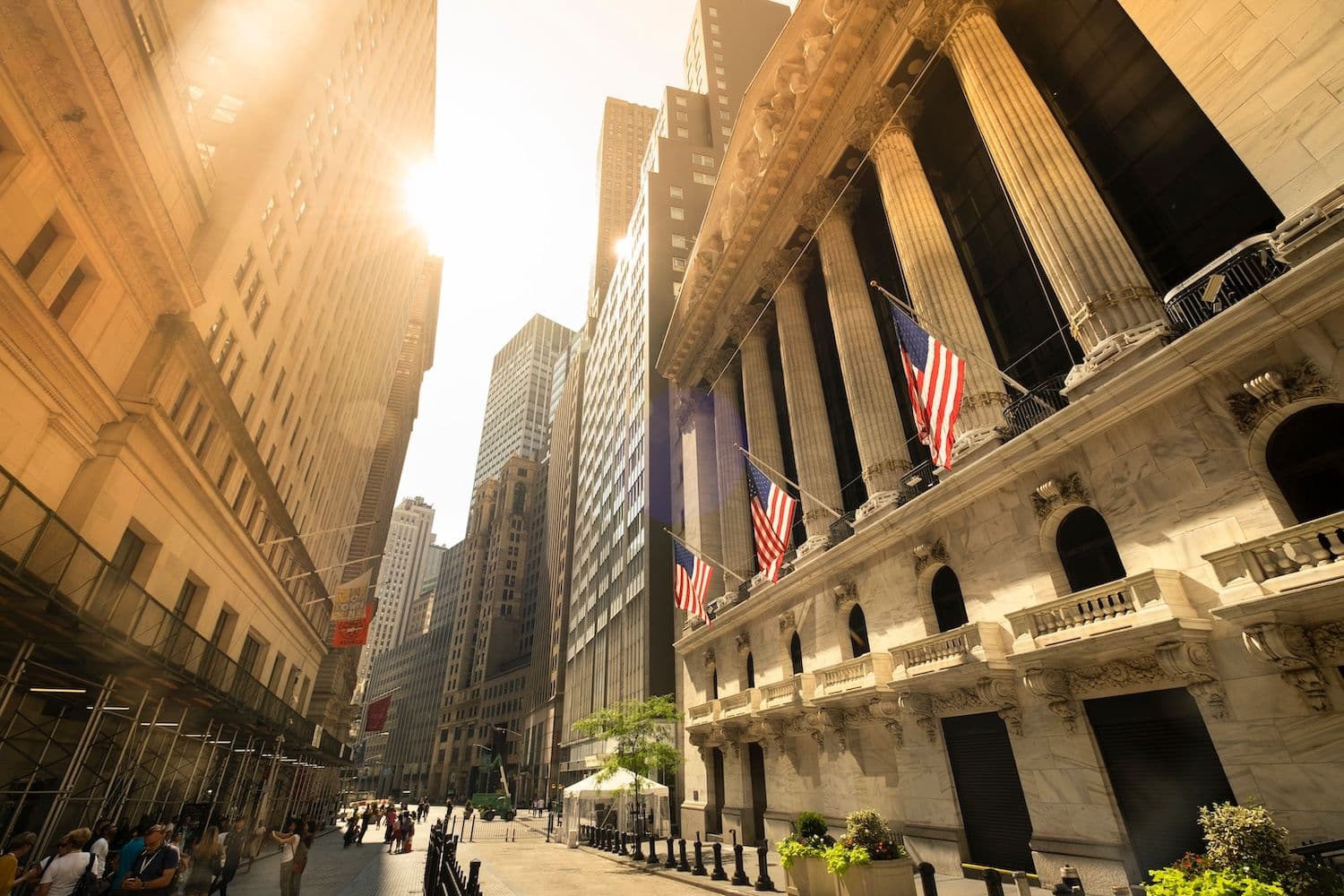 The Big Short investor Michael Burry calls for markets to fall before major AI listings from OpenAI and Anthropic (Image: Shutterstock)