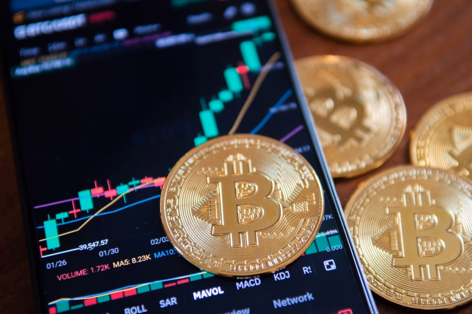 desktop-bitcoin-78000-hormuz-reopening